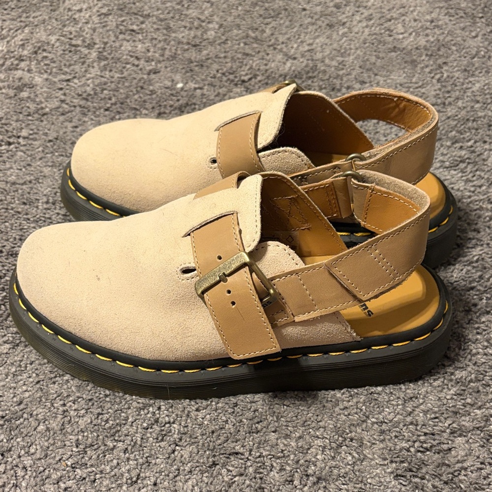 Dr. Martins - image 4